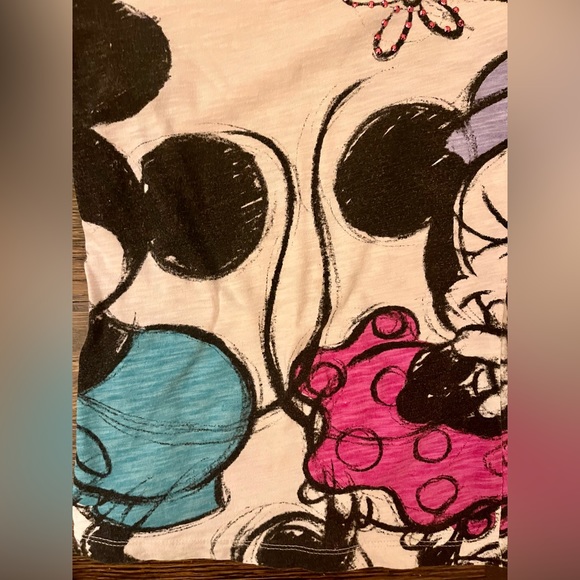 Disney Mickey and Mini sketch/artsy girls tee shirt size S Like new! Adorable! - Picture 4 of 8